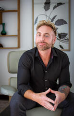 Dr. Christopher Miller